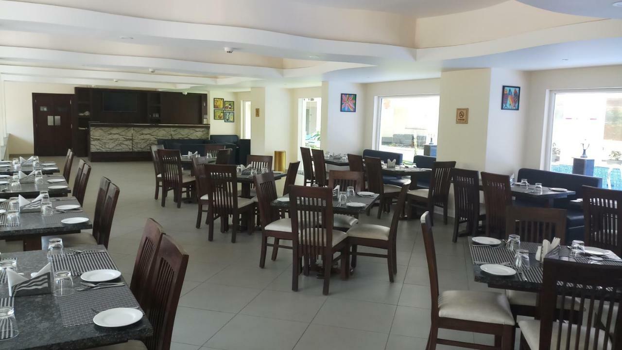 Regenta Central North Goa, Arpora Eksteriør bilde