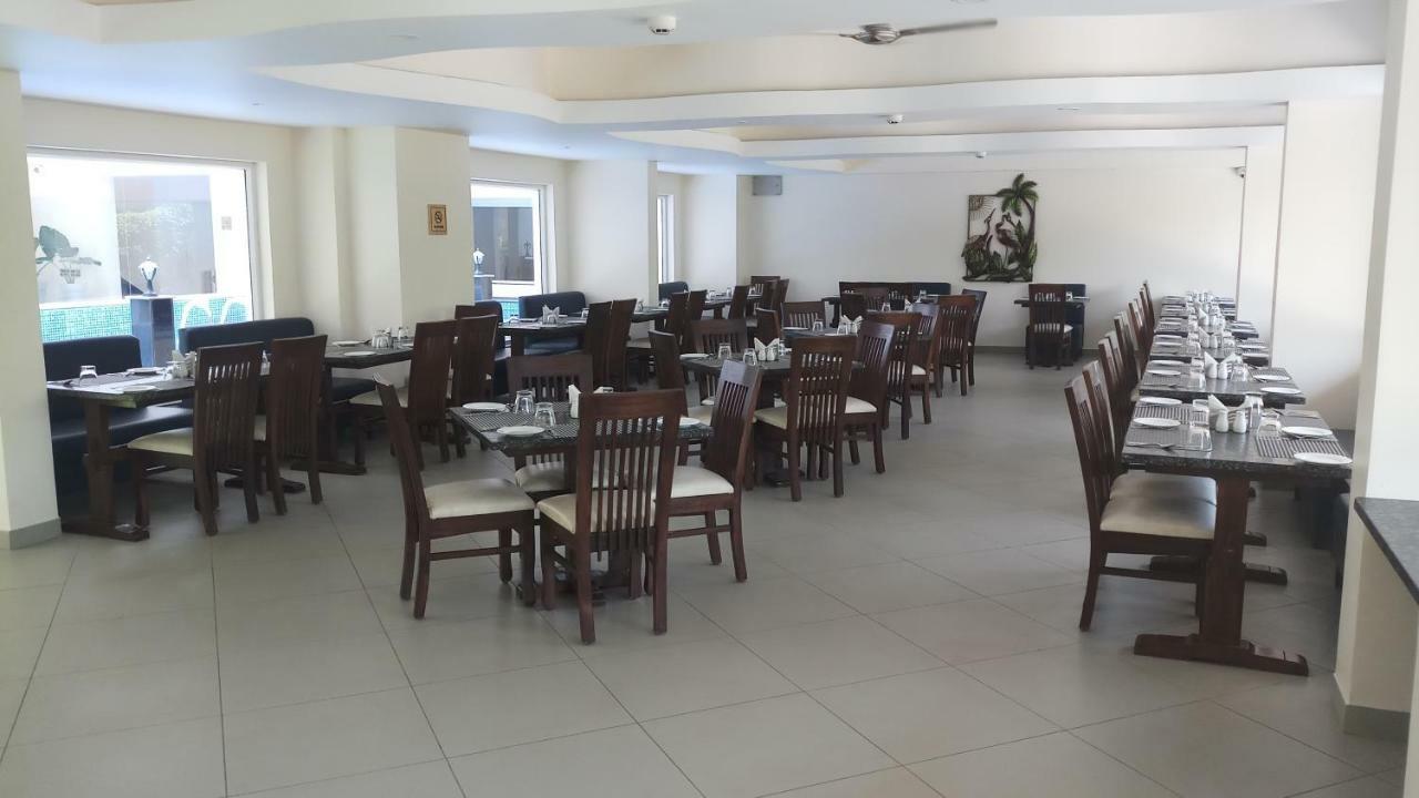 Regenta Central North Goa, Arpora Eksteriør bilde