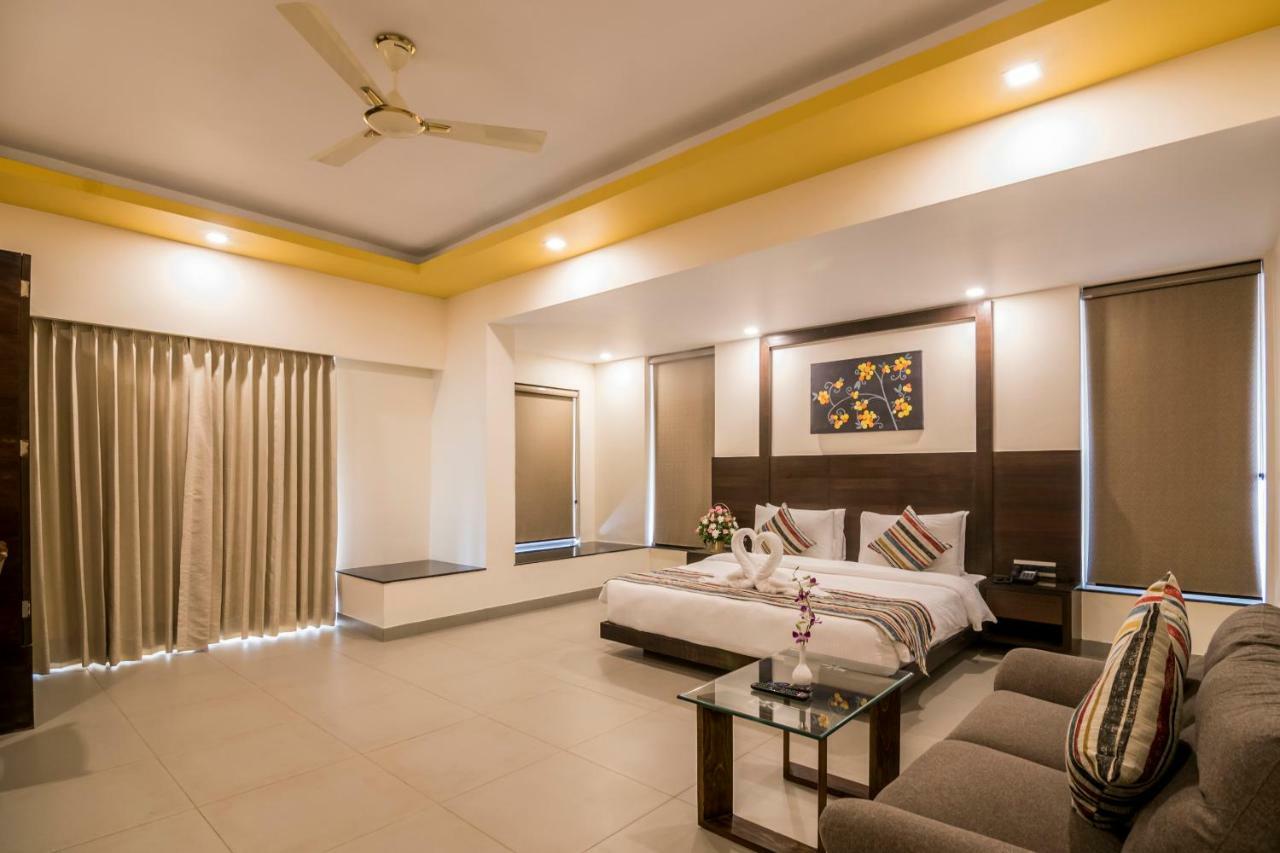 Regenta Central North Goa, Arpora Eksteriør bilde