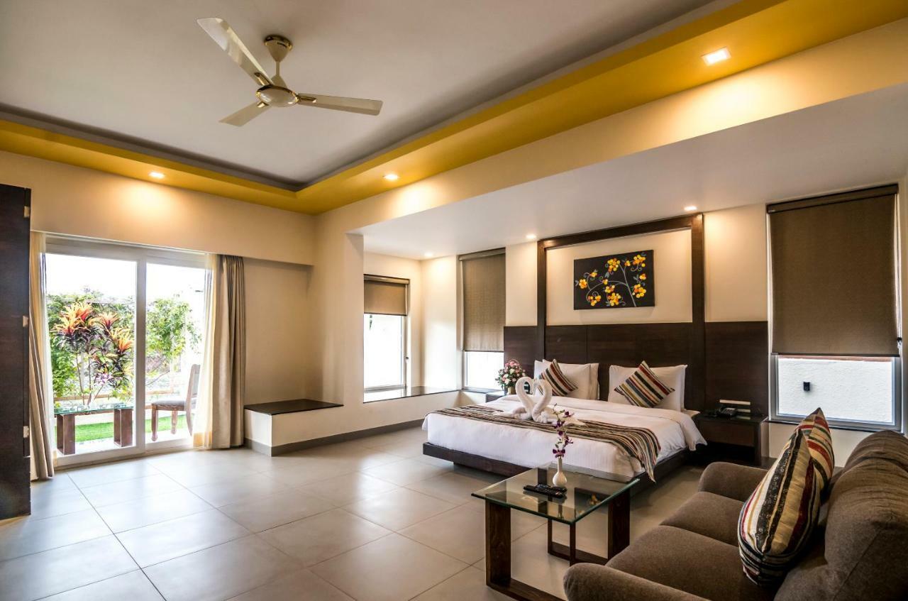 Regenta Central North Goa, Arpora Eksteriør bilde